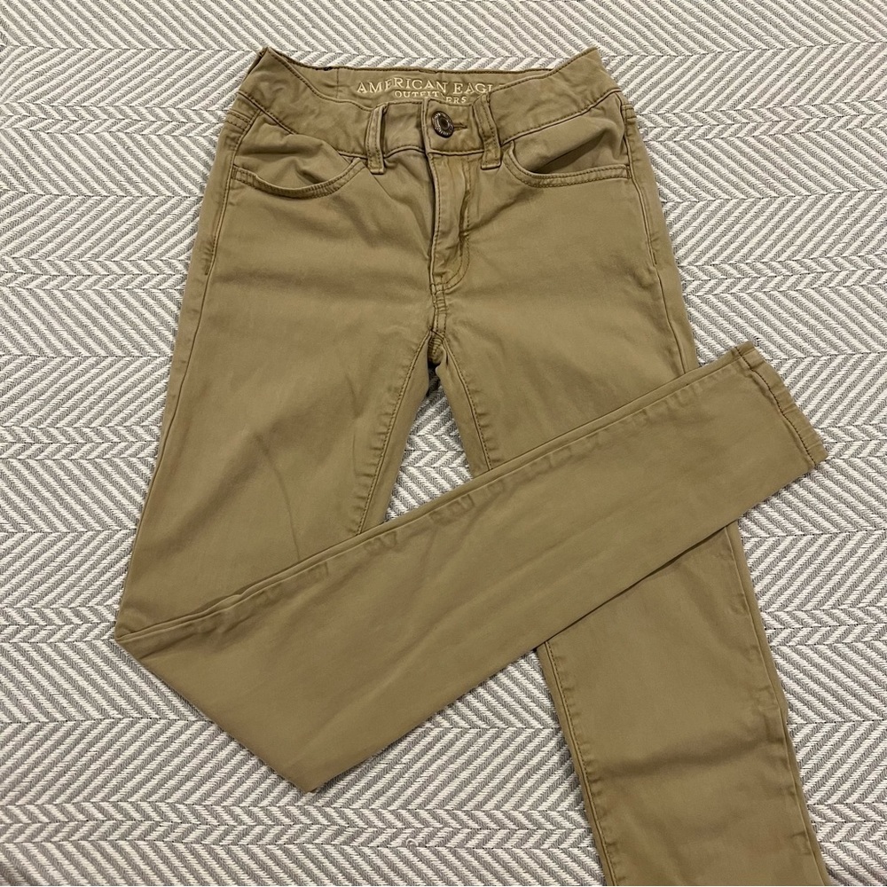 American Eagle Khakis